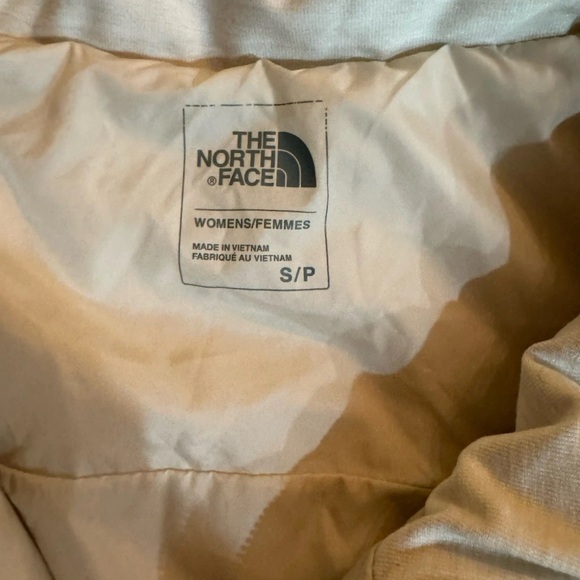 The North Face Women’s Quilted Zip Puffer Vest Cream Size S - Picture 4 of 4